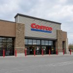 Costco Shares Gain 1.9% With Medicare Pilot Now Reaching 5 Million Participants (NASDAQ:COST)