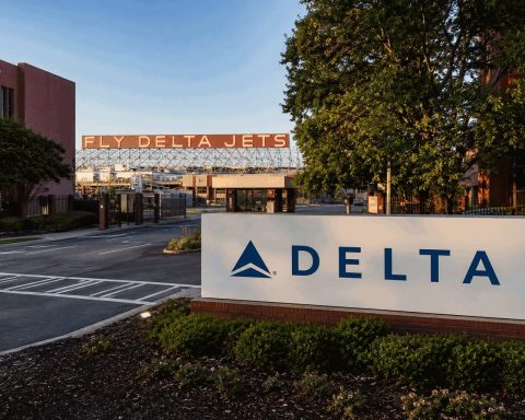 Delta Stock (DAL): $30 Billion SkyMiles Valuation Shifts Focus in Atlanta Cancellation Reports