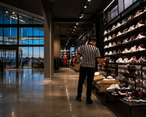 DICK’S Sporting Goods tumbles 30.7% after Foot Locker selloff wipes out $4.9 billion