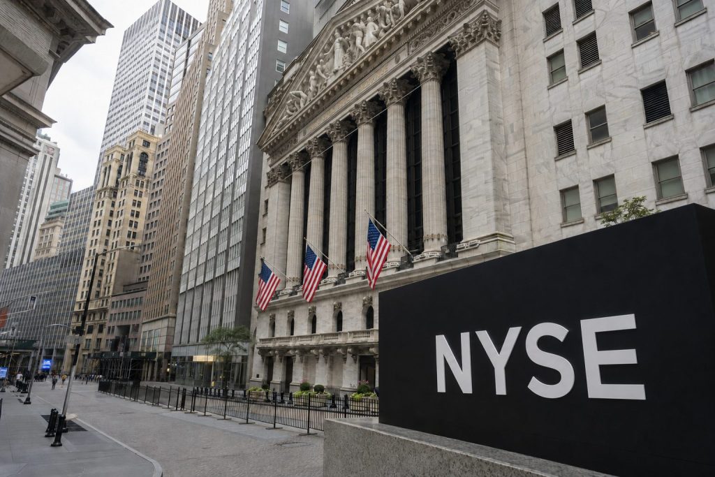 Dow plunges 460 points, Walmart responsible for only 13% of decline