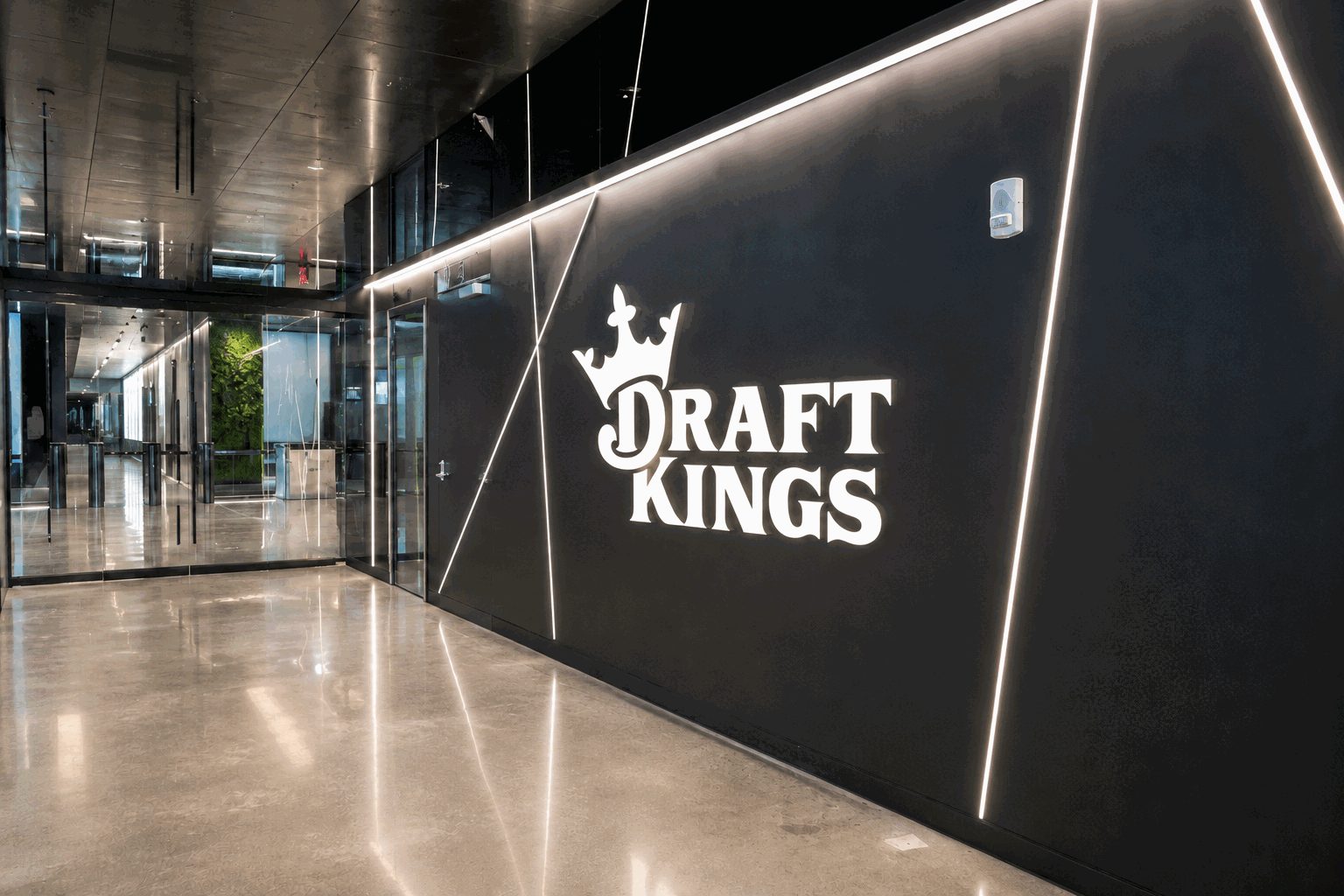 DraftKings Shares Climb 5% While MLB Promotions Challenge Margin Rebound DraftKings Shares Climb 5% While MLB Promotions Challenge Margin Rebound