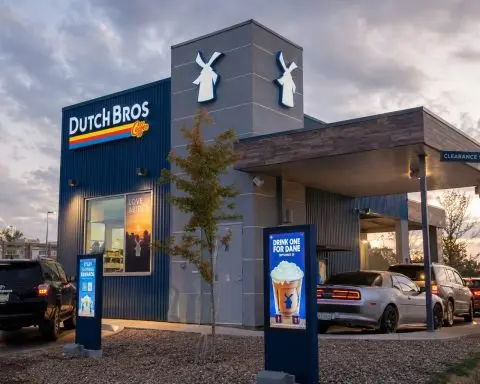 Dutch Bros (NYSE:BROS) drops 18% as company ups guidance but reports weaker traffic