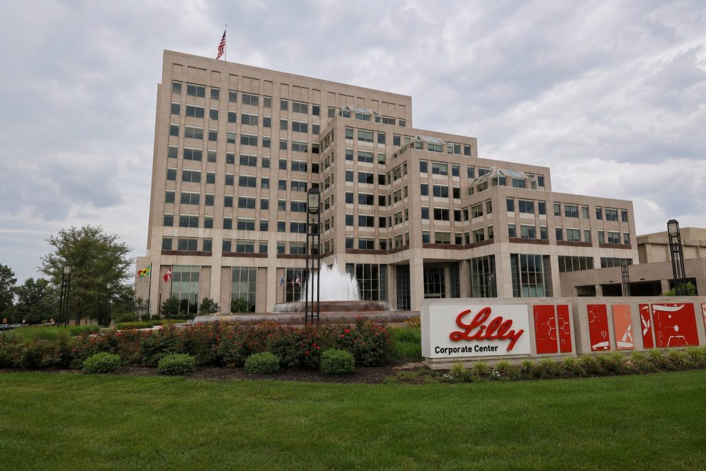 Eli Lilly’s $67 Billion Surge Brings Shares Close to Wall Street’s Consensus Target