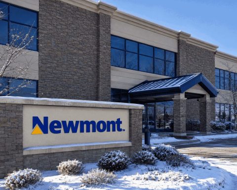 Gold Surge Hands Newmont $526 Million Edge As Room for Further Gains Narrows