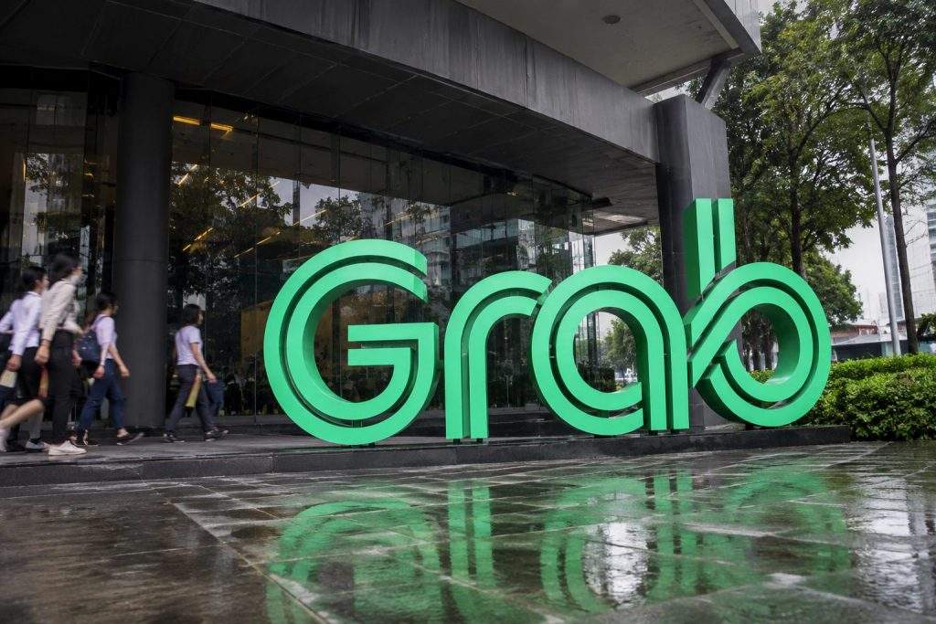 Grab shares advance ahead of Q2 report with Superbank margin scrutiny in view