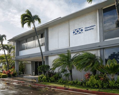 Hawaiian Electric Shares in Spotlight Amid 42% Oʻahu Outage as U.S. Premarket Trade Begins