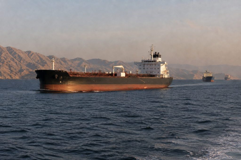 Hormuz Tensions Drive Brent 2.7% Higher; War Premium May Reach 22% Hormuz Tensions Drive Brent 2.7% Higher; War Premium May Reach 22%
