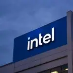 Intel (NASDAQ:INTC) Climbs 12.7% as Investors Eye Foundry’s 5% External Target