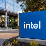 Intel Stock Closes 8.9% Above $20 Billion Offering as CEO Buy Signals Confidence