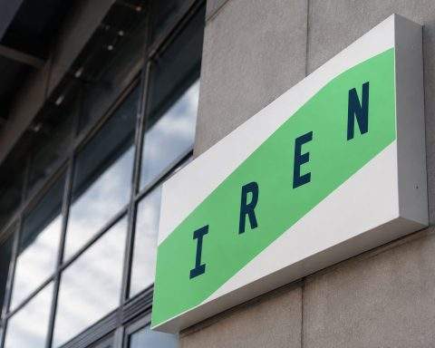 IREN Limited (NASDAQ:IREN) Ends Wild Week Nearly Flat as $4 Billion AI Target Raises Delivery Bar