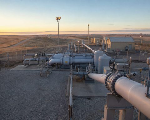 Keystone XL Revival Efforts Face 550,000-Barrel Supply Consideration