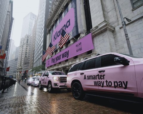 Klarna shares edge up 1.2% after CEO invests $10 million amid 50% drop