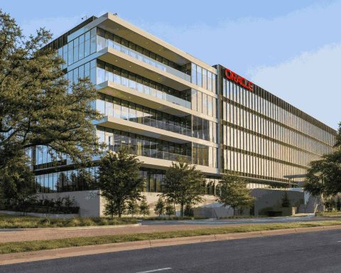 L&rsquo;action Oracle grimpe après l&rsquo;annonce de suppressions d’emplois, mettant en lumière une stratégie de financement de 40 milliards de dollars