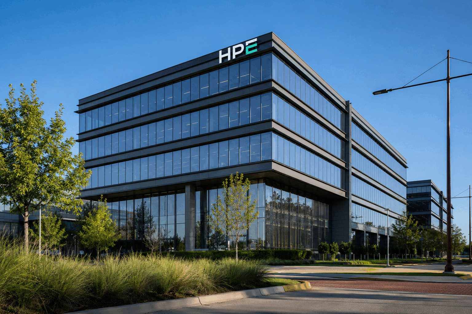 Las acciones de HPE suben tras la mejora de Morgan Stanley, con un precio objetivo de 71 dólares que indica un potencial alcista del 30% Las acciones de HPE suben tras la mejora de Morgan Stanley, con un precio objetivo de 71 dólares que indica un potencial alcista del 30%