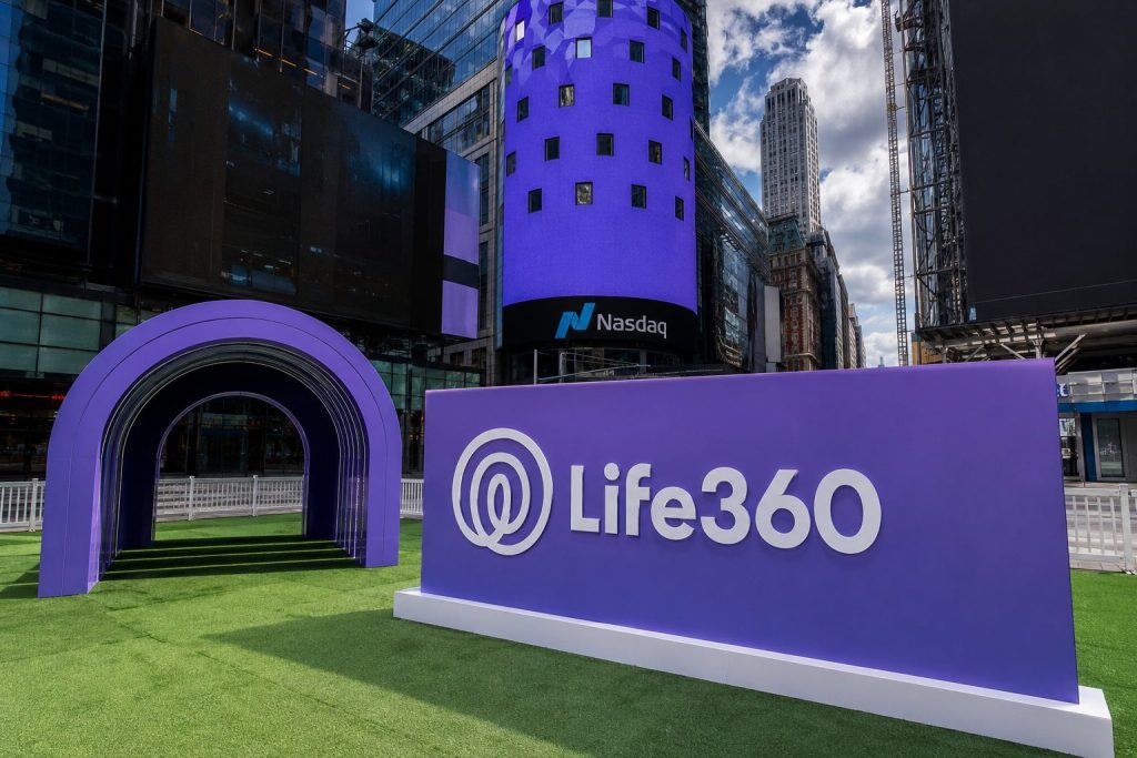 Life360 Shares Sink 24% Despite Reporting Record Revenue, 2026 Forecast Disappoints Life360 Shares Sink 24% Despite Reporting Record Revenue, 2026 Forecast Disappoints