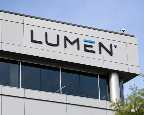 Lumen Technologies (NYSE:LUMN) falls 9% despite earnings beat as investors scrutinize cash-flow quality