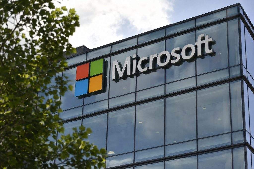 Microsoft Corp (NASDAQ:MSFT) Shares Climb 22% as Backlog Expansion Outpaces Capex