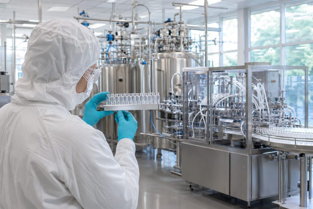 Moderna Shares Drop 4% as $17 Billion Valuation Gap Challenges Cancer Vaccine-Fueled Surge