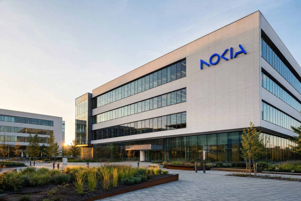 Nokia-aandeel staat voor €1,4 miljard AI-inkomstenproef na vierdaagse stijging