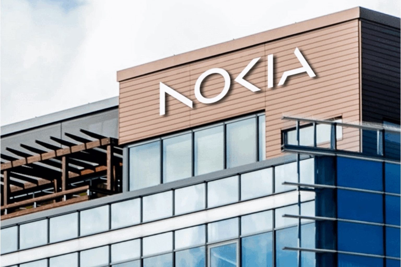 Nokia Shares Drop 3.6%, Wiping Out $2.2 Billion as Rate Concerns Pressure 26x Earnings Multiple Nokia Shares Drop 3.6%, Wiping Out $2.2 Billion as Rate Concerns Pressure 26x Earnings Multiple