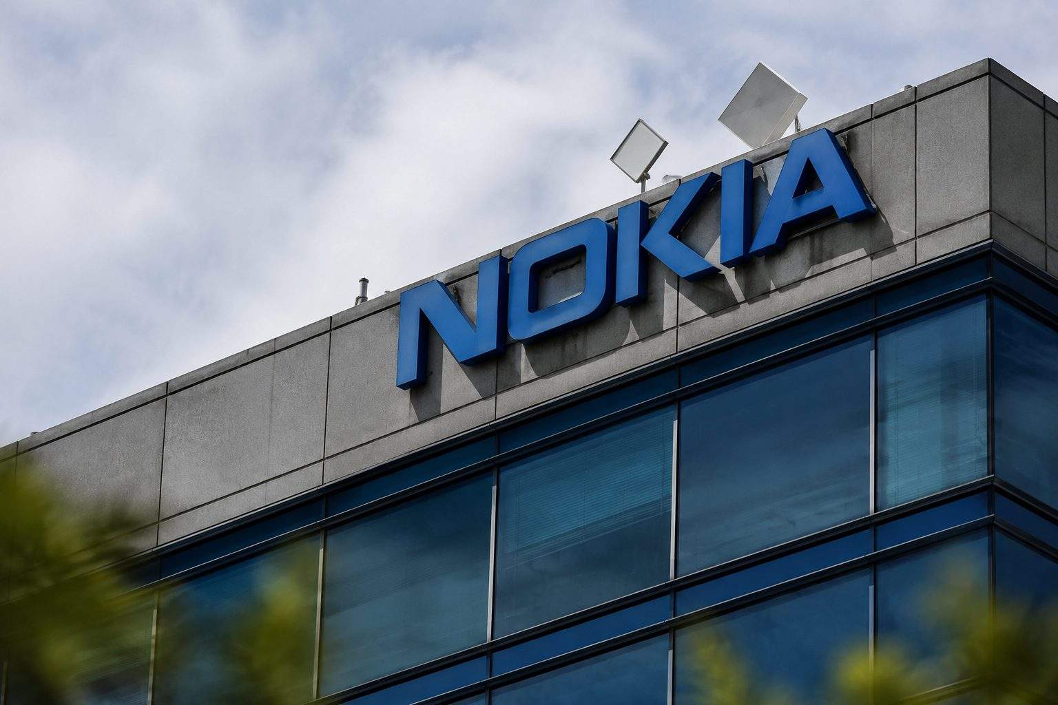 Nokia’s Q4 Margins to Be Tested by 19% After Spike in AI Orders Nokia’s Q4 Margins to Be Tested by 19% After Spike in AI Orders