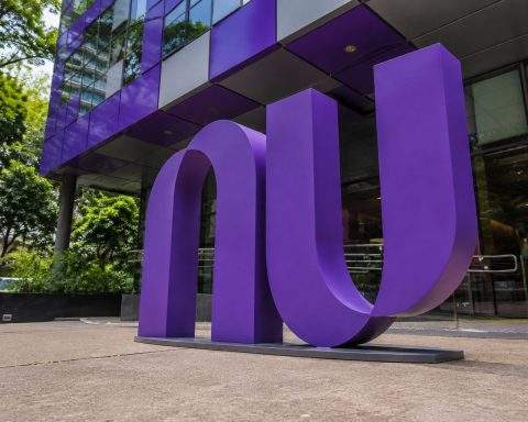 Nu Holdings Ltd. (NYSE:NU) Confronts Credit Challenge as It Trails Regional Rivals