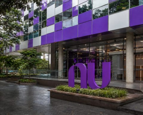 Nu Holdings (NYSE:NU) Surges $6.3 Billion in Value After $94 Million Profit Exceeds Estimates