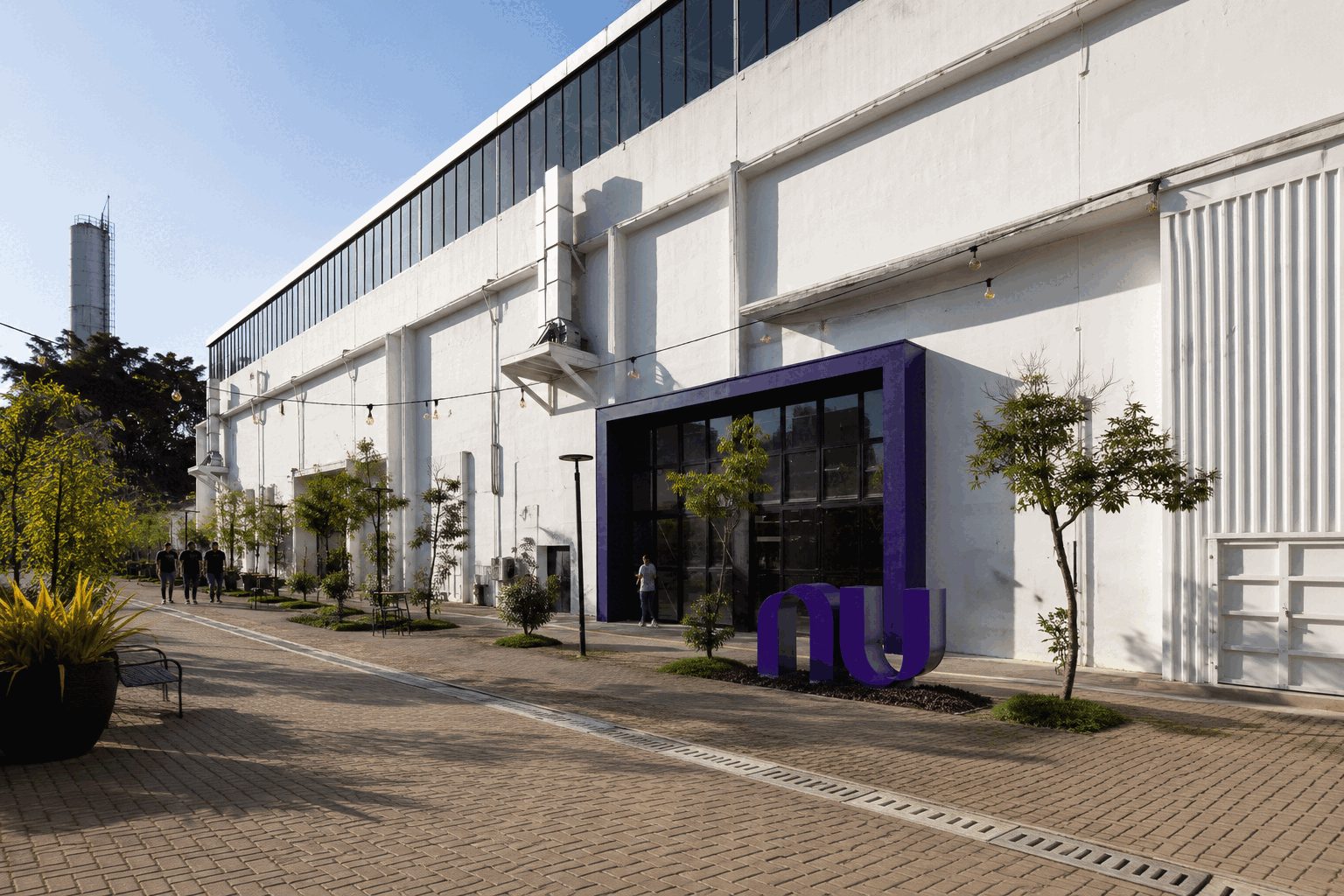 Nu Holdings Shares Surge 10% in Premarket as $1 Billion Profit Revives Margin Narrative Nu Holdings Shares Surge 10% in Premarket as $1 Billion Profit Revives Margin Narrative