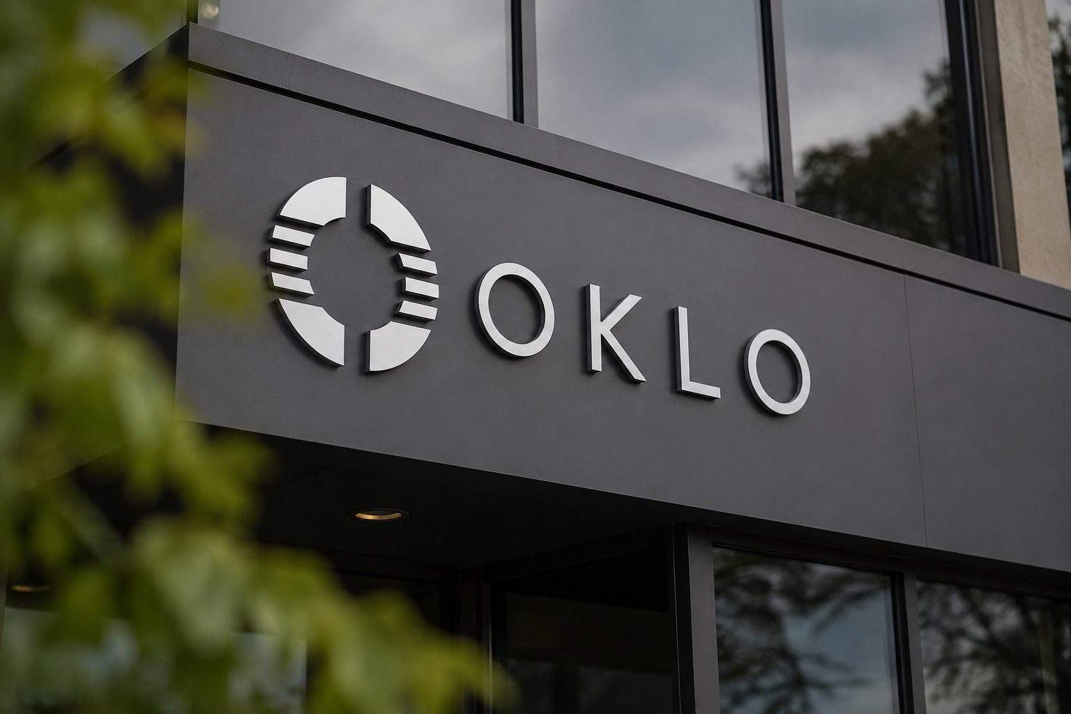 Oklo Stock’s 14% Rally Leaves Investors Paying $6 Billion for Execution Oklo Stock’s 14% Rally Leaves Investors Paying $6 Billion for Execution