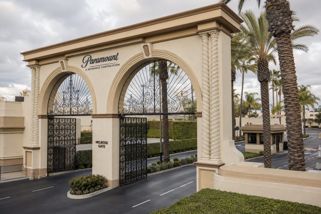 Paramount Shares (NASDAQ:PSKY) Gain 1.5% After $1.88 Billion Bond Matches 16% of Market Cap