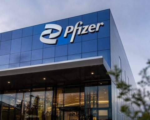 Pfizer (NYSE:PFE) Shares Advance as COVID Pressures Offset by Core Improvement
