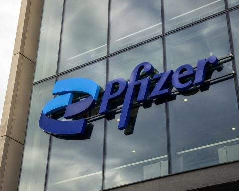 Pfizer Tops Q2 Estimates as Main Drug Revenue Balances Drop in COVID Sales