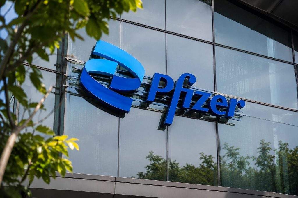 Pfizer Shares Offer 6.4% Yield, Surpassing Wall Street Optimism After Results Pfizer Shares Offer 6.4% Yield, Surpassing Wall Street Optimism After Results