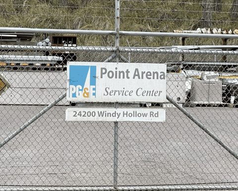 PG&E Shares Drop 15% Before Market Open As Wildfire Legislation Sends P/E to 8.6x