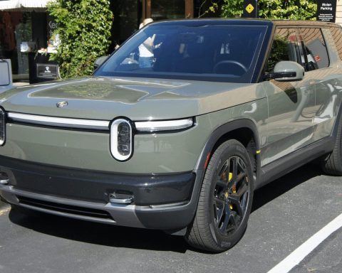 Rivian Shares Drop 4.4% With $1.1 Billion Wiped Out as CFO Departure Raises Questions for R2 Launch