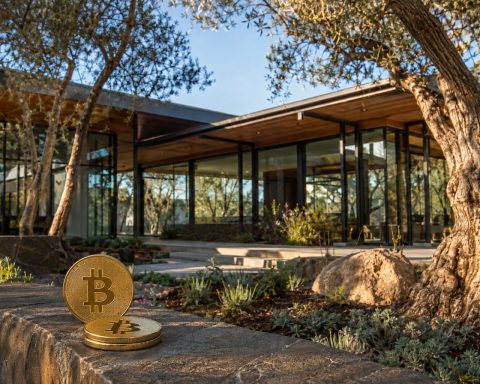 Robinhood Shares Climb 8.2% Amid Bitcoin Surge, Adding $7.6 Billion to Market Cap