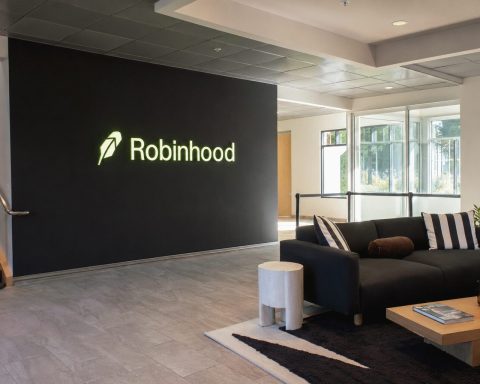 Robinhood Shares Gain $9.7 Billion Amid Crypto Policy Surge that Surpasses Revenue Foundation