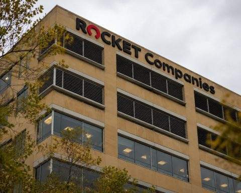 Rocket Companies shares drop while record mortgage share coincides with a lower-margin product mix