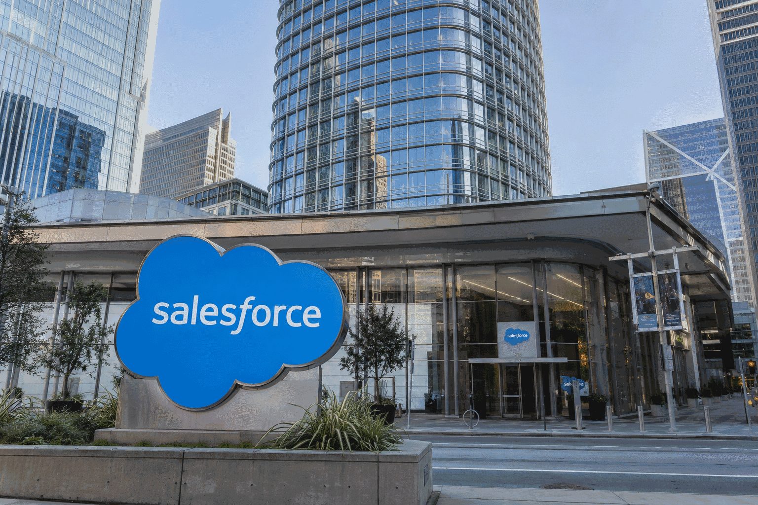 Salesforce Shares Retrace 64% of JPMorgan Surge Ahead of Crucial 4.7-Point Growth Benchmark Salesforce Shares Retrace 64% of JPMorgan Surge Ahead of Crucial 4.7-Point Growth Benchmark