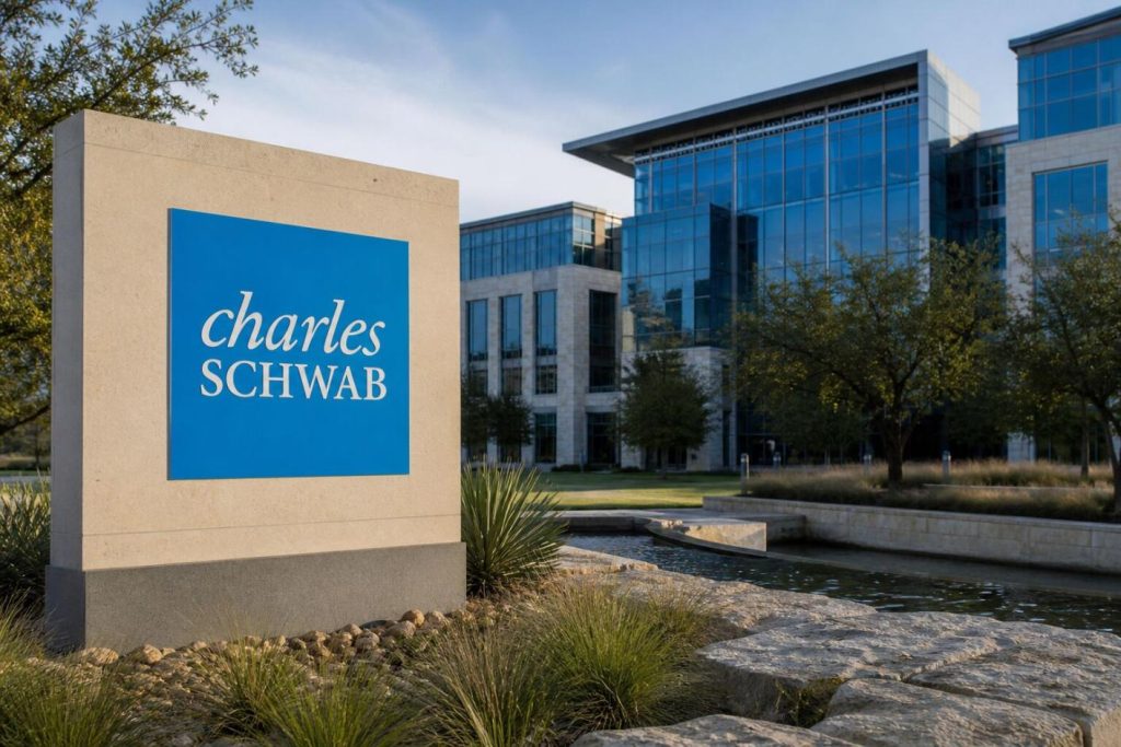 SCHD’s 29% Rally Compresses Yield to 3.12% as Valuation Discount Holds