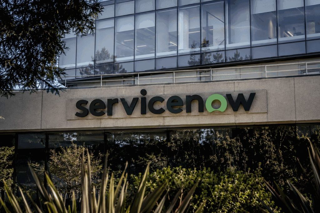 ServiceNow Shares Gain 4.5% After $1 Billion in AI Contracts Highlight 89x Earnings Multiple ServiceNow Shares Gain 4.5% After $1 Billion in AI Contracts Highlight 89x Earnings Multiple