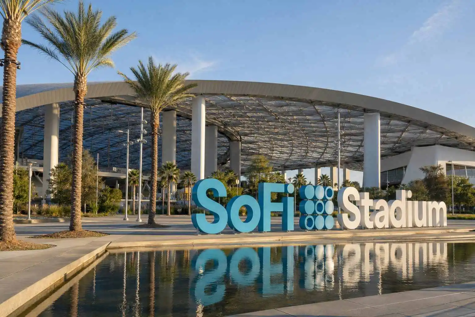 SoFi Gains $1.2 Billion After Crypto-Led Surge Leaves Shares 7% Below Wall Street Estimate