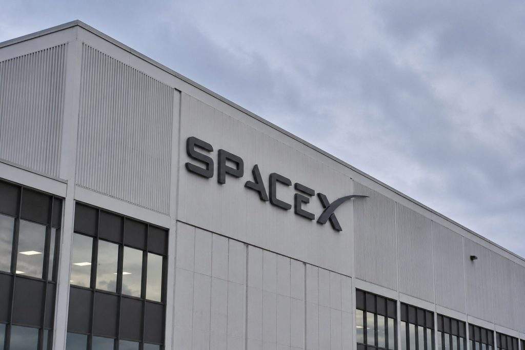 SpaceX (NASDAQ:SPCX) Shares Edge Toward IPO Price with 93% of Capex Directed to Units Posting Losses SpaceX (NASDAQ:SPCX) Shares Edge Toward IPO Price with 93% of Capex Directed to Units Posting Losses