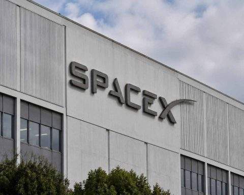 SpaceX (NASDAQ:SPCX) shares drop as 86% of capex committed to AI expansion