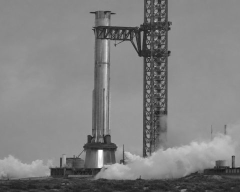 SpaceX Starship Flight 14 Slips to September as $1.85 Trillion Valuation Awaits Orbital Test