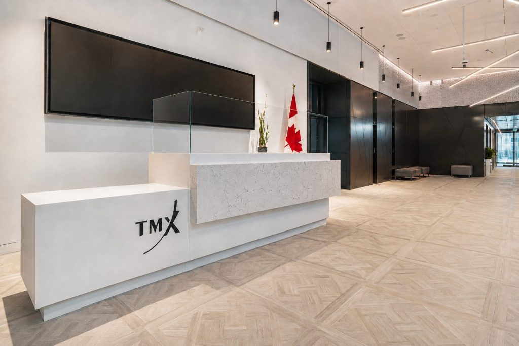 TSX up 0.9% on Mining Gains; Index 0.3% Off Record Following Tariff Suspension