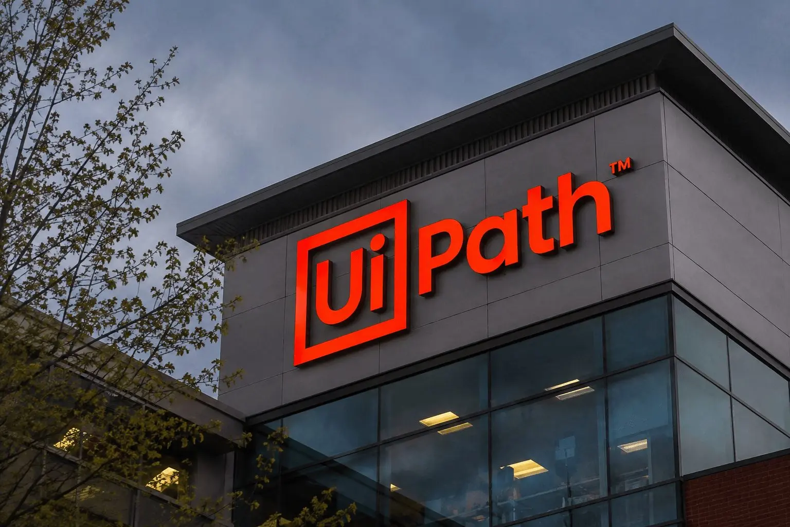UiPath (NYSE:PATH) Jumps 18% as Stock Outpaces Earnings Projections UiPath (NYSE:PATH) Jumps 18% as Stock Outpaces Earnings Projections