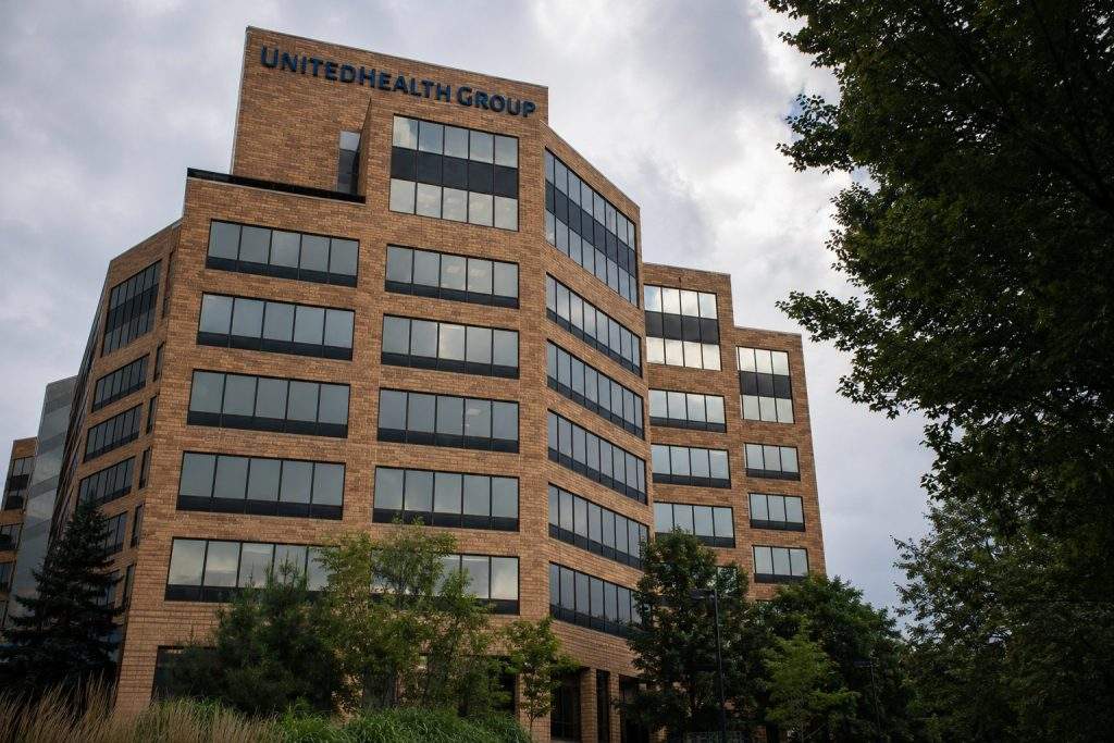 UnitedHealth (NYSE:UNH) Optum Health exceeds 2026 profit target, attention turns to 2027
