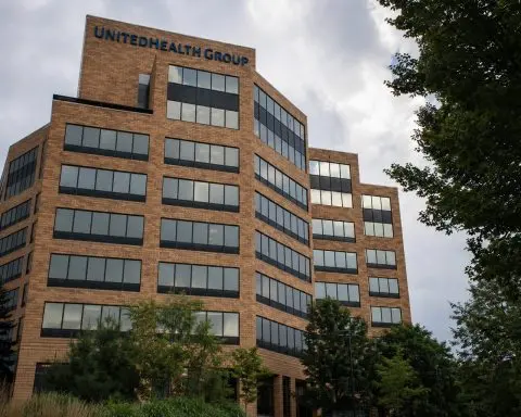 UnitedHealth (NYSE:UNH) Optum Health exceeds 2026 profit target, attention turns to 2027