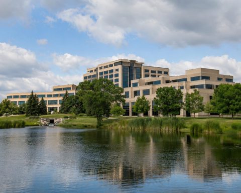 UnitedHealth Shares Up as 20x Earnings Valuation Faces Commercial Cost Risk
